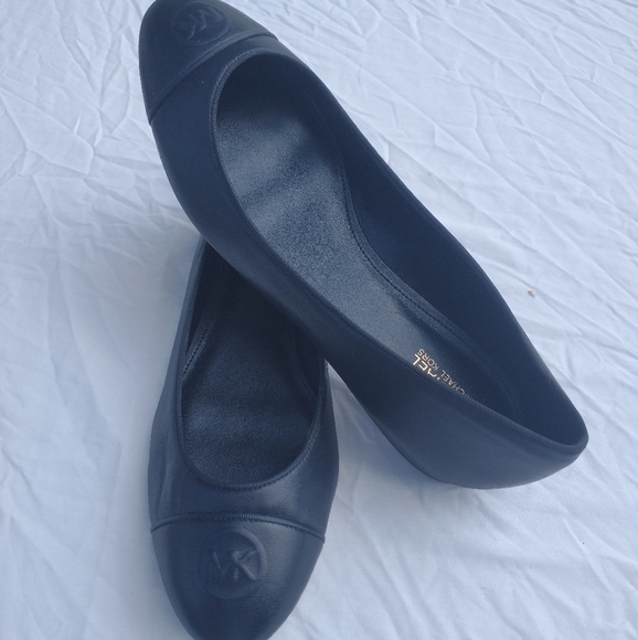 Michael Kors Ballet (Dylyn) Flats - Picture 2 of 7